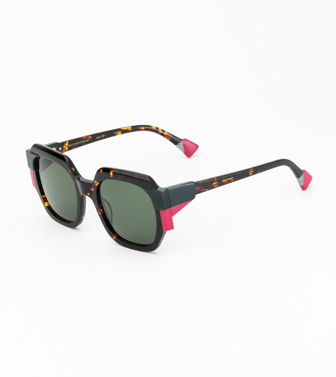 WOODYS ATELIER CYTHERA 02