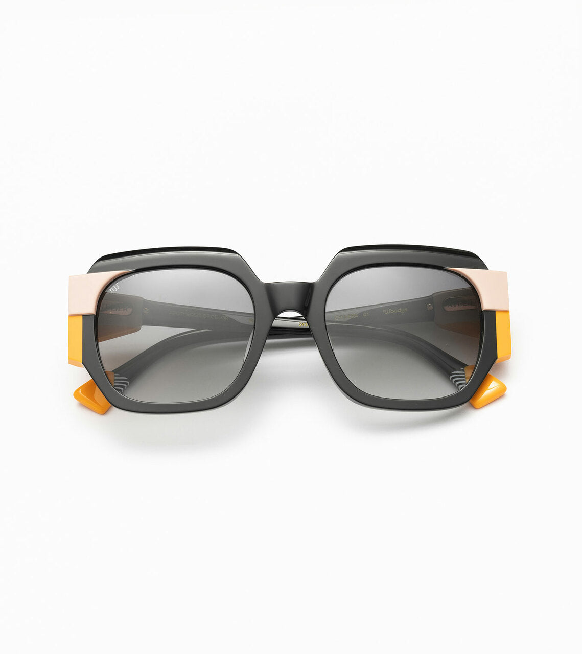WOODYS ATELIER CYTHERA 01