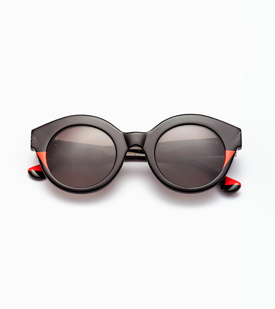 WOODYS KAIA 01